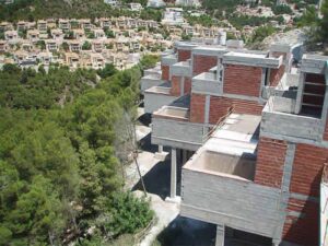 15 piscinas sobre la estructura.